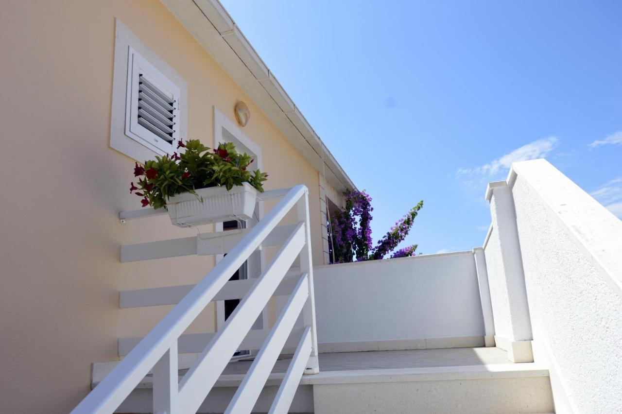Apartments By The Sea Orebic, Peljesac - 269 Exterior photo